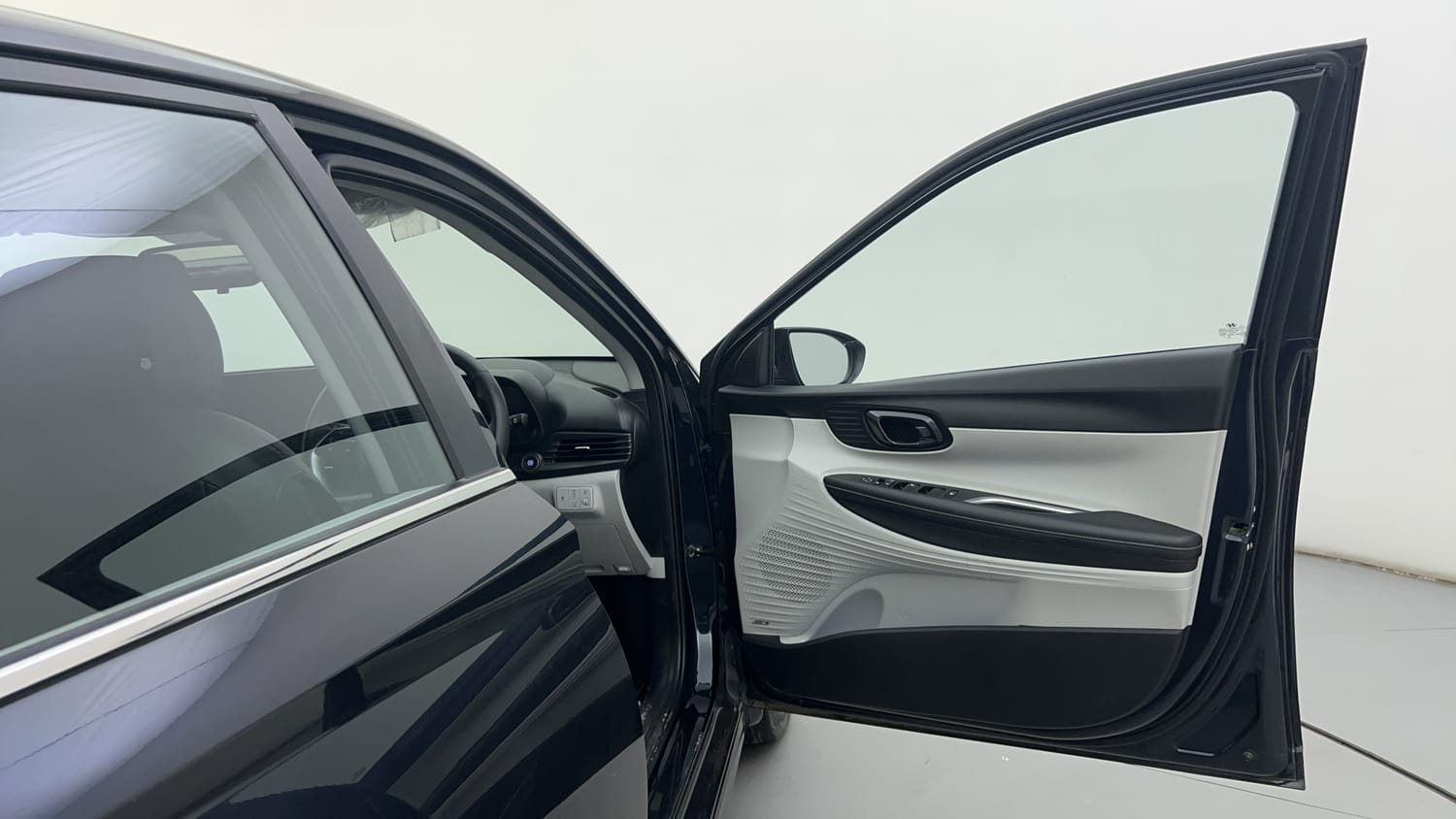 Used 2025 Hyundai New i20 Asta (O) 1.2 MT Petrol Manual interior RIGHT FRONT DOOR OPEN VIEW