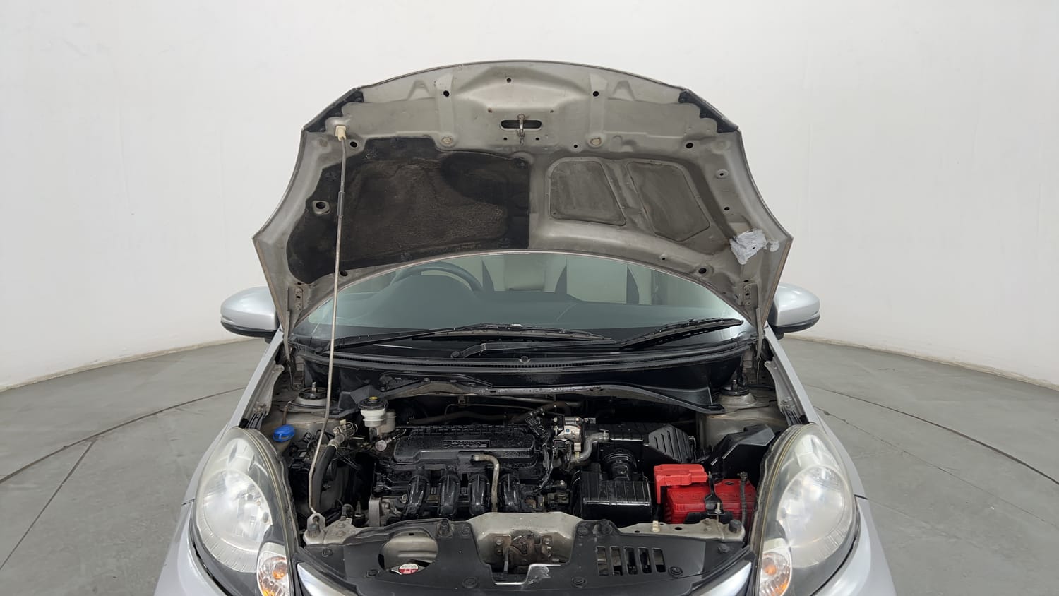 Used 2017 Honda Amaze 1.2 VX i-VTEC Petrol Manual engine ENGINE & BONNET OPEN FRONT VIEW