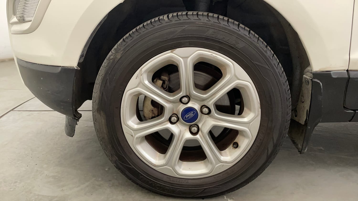 Used 2019 Ford EcoSport Titanium + 1.5L Ti-VCT AT Petrol Automatic tyres LEFT FRONT TYRE RIM VIEW