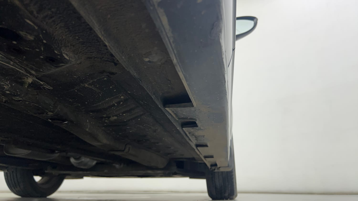 Used 2025 Hyundai New i20 Asta (O) 1.2 MT Petrol Manual extra REAR RIGHT UNDERBODY VIEW