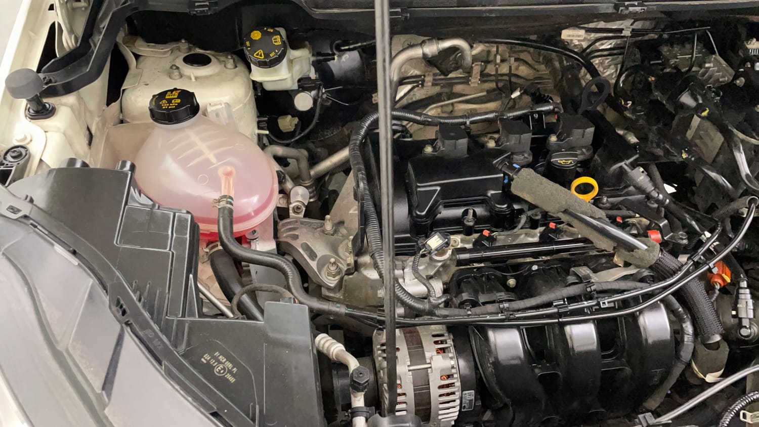 Used 2019 Ford EcoSport Titanium + 1.5L Ti-VCT AT Petrol Automatic engine ENGINE RIGHT SIDE VIEW