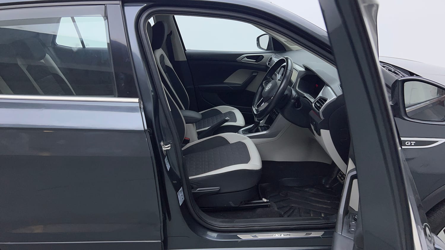2022 Volkswagen Taigun GT Plus 1.5 TSI DSG-17