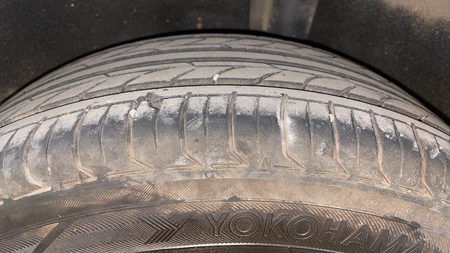 Used 2019 Ford EcoSport Titanium + 1.5L Ti-VCT AT Petrol Automatic tyres LEFT REAR TYRE TREAD VIEW