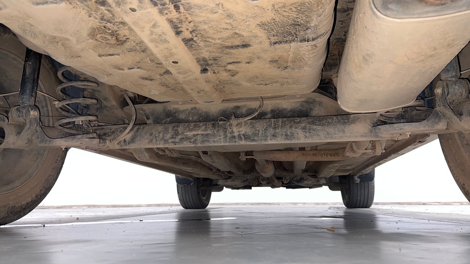 Used 2023 Tata Nexon Fearless Plus S 1.2 Revotron Petrol 7DCA DT Petrol Automatic extra REAR UNDERBODY VIEW (TAKEN FROM REAR)