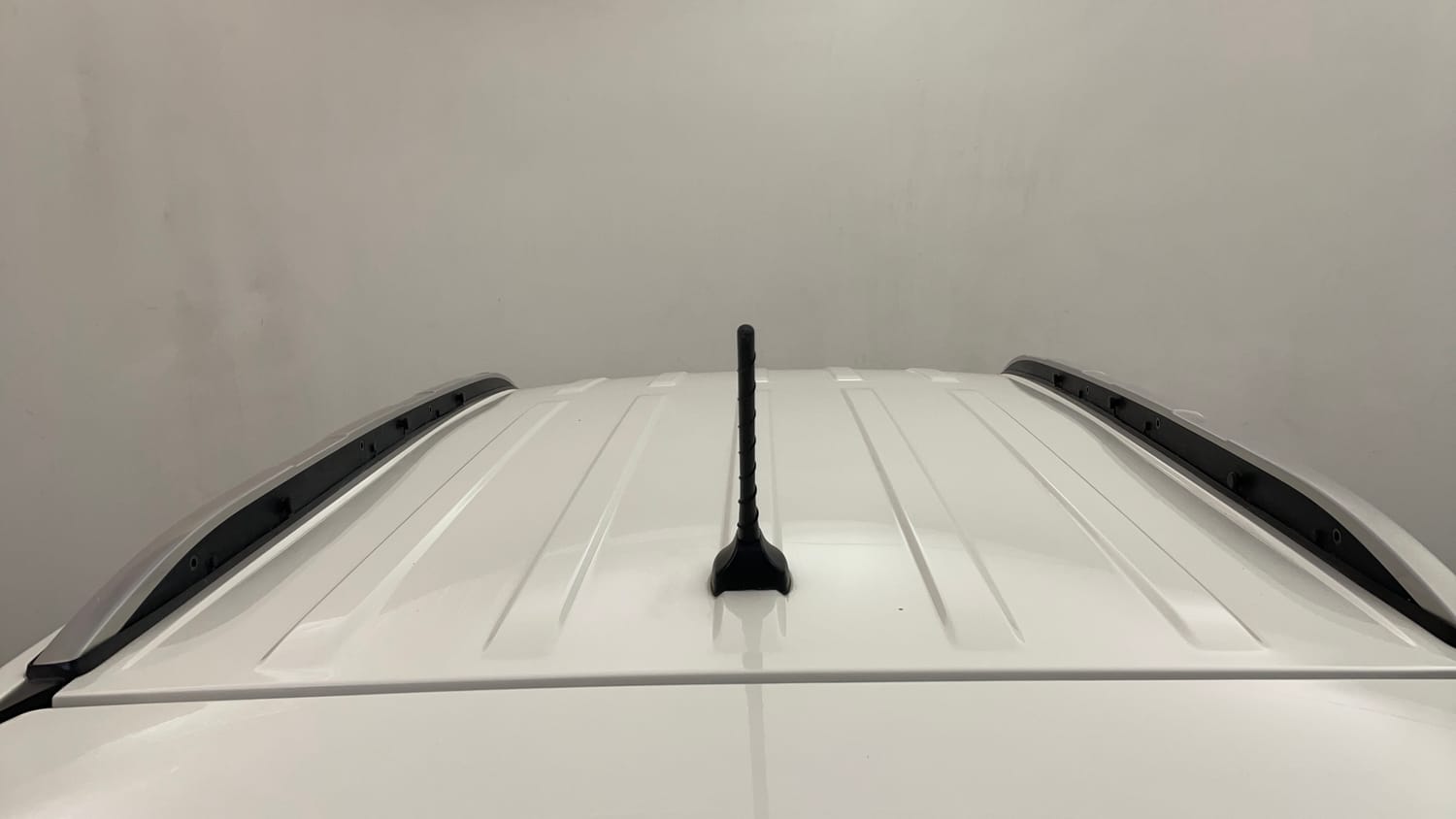 Used 2019 Ford EcoSport Titanium + 1.5L Ti-VCT AT Petrol Automatic exterior EXTERIOR ROOF VIEW