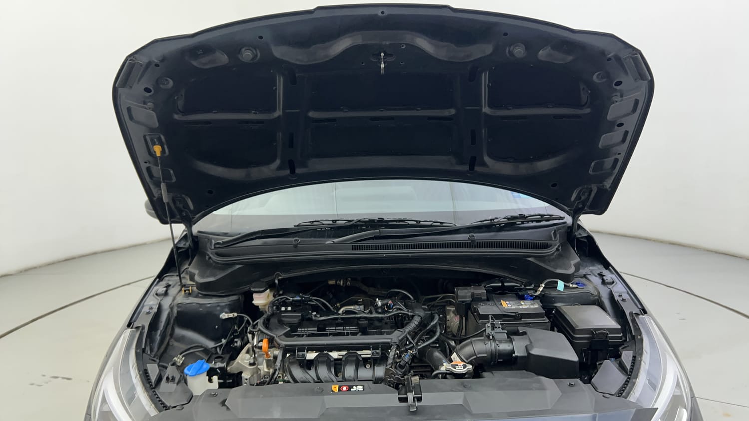 Used 2025 Hyundai New i20 Asta (O) 1.2 MT Petrol Manual engine ENGINE & BONNET OPEN FRONT VIEW