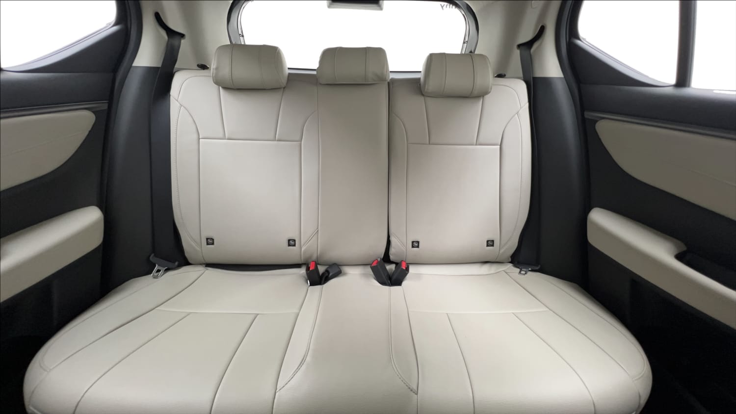 Used 2025 Honda Elevate Apex Edition V CVT Petrol Automatic interior REAR SEAT CONDITION VIEW