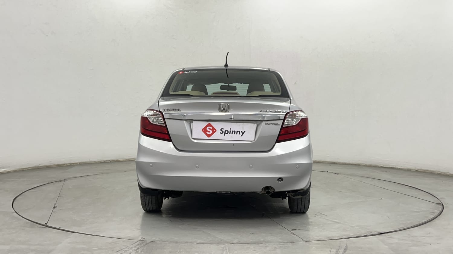 Used 2017 Honda Amaze 1.2 VX i-VTEC Petrol Manual exterior BACK VIEW