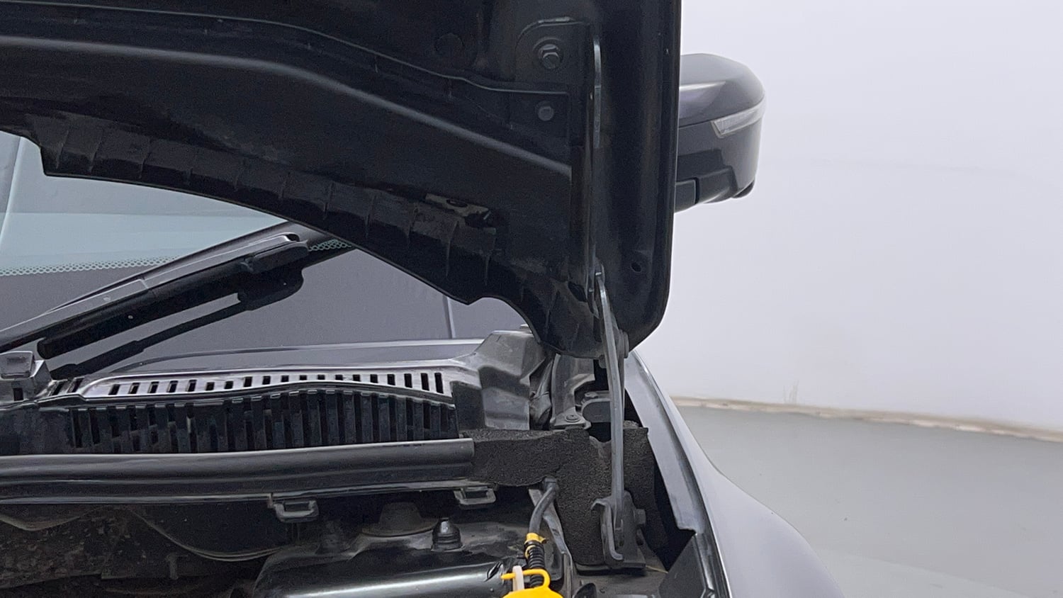 Used 2023 Tata Nexon Fearless Plus S 1.2 Revotron Petrol 7DCA DT Petrol Automatic engine ENGINE LEFT SIDE HINGE & APRON VIEW