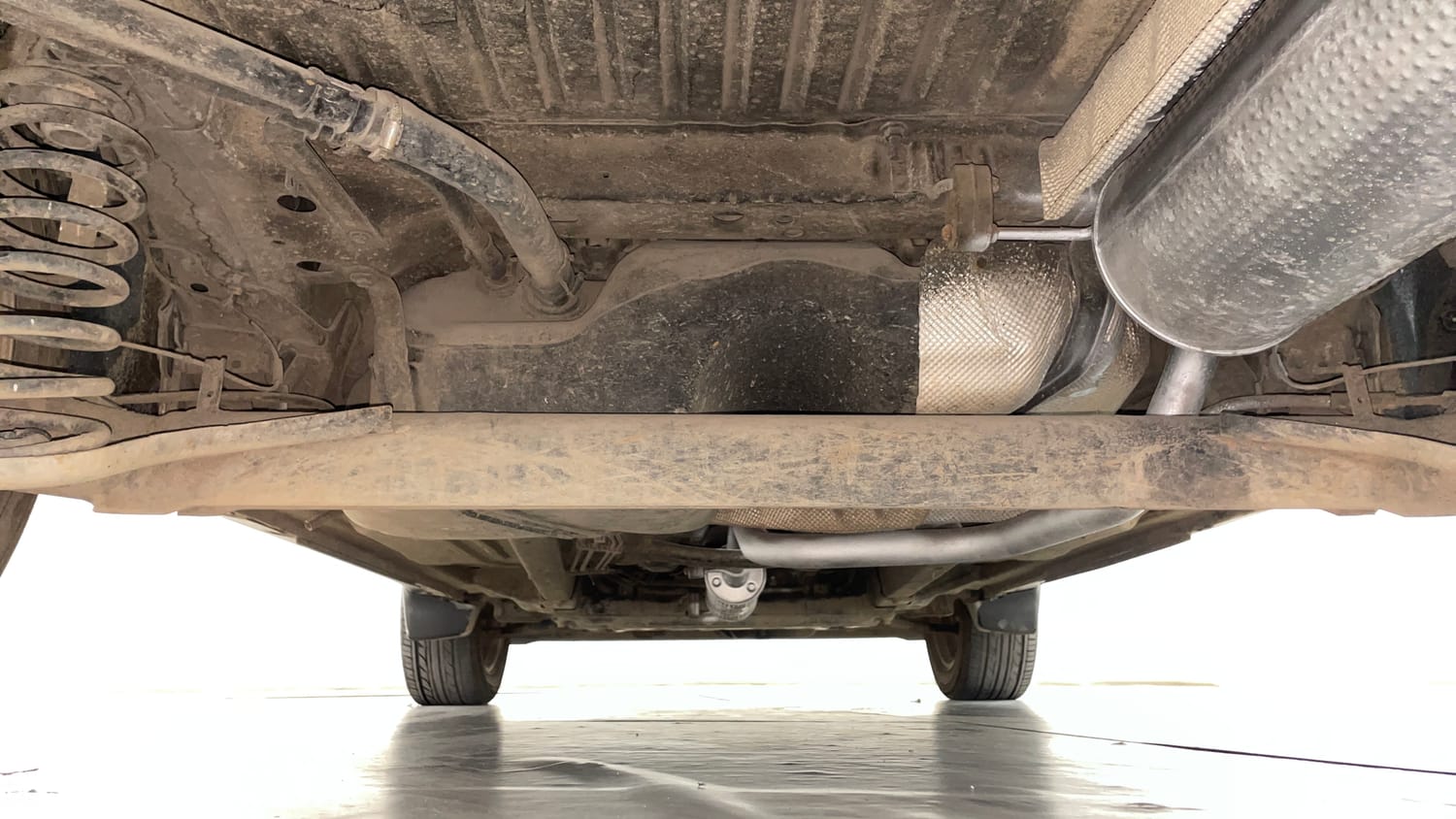Used 2019 Ford EcoSport Titanium + 1.5L Ti-VCT AT Petrol Automatic extra REAR UNDERBODY VIEW (TAKEN FROM REAR)