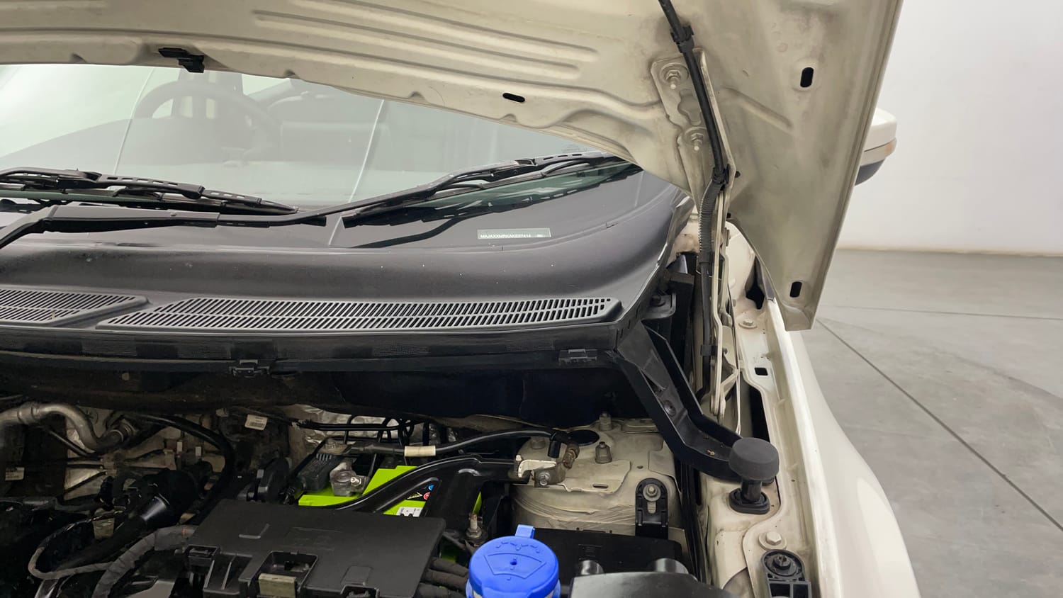 Used 2019 Ford EcoSport Titanium + 1.5L Ti-VCT AT Petrol Automatic engine ENGINE LEFT SIDE HINGE & APRON VIEW