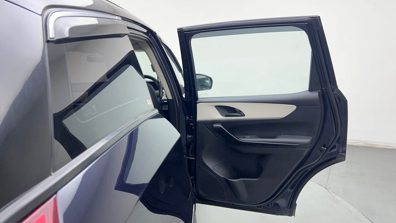 Used 2024 Mahindra XUV700 AX 5 Petrol MT 5 STR Petrol Manual interior RIGHT REAR DOOR OPEN VIEW