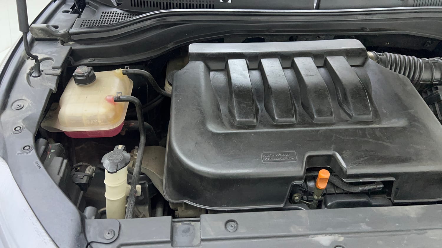 Used 2024 Mahindra XUV700 AX 5 Petrol MT 5 STR Petrol Manual engine ENGINE RIGHT SIDE VIEW