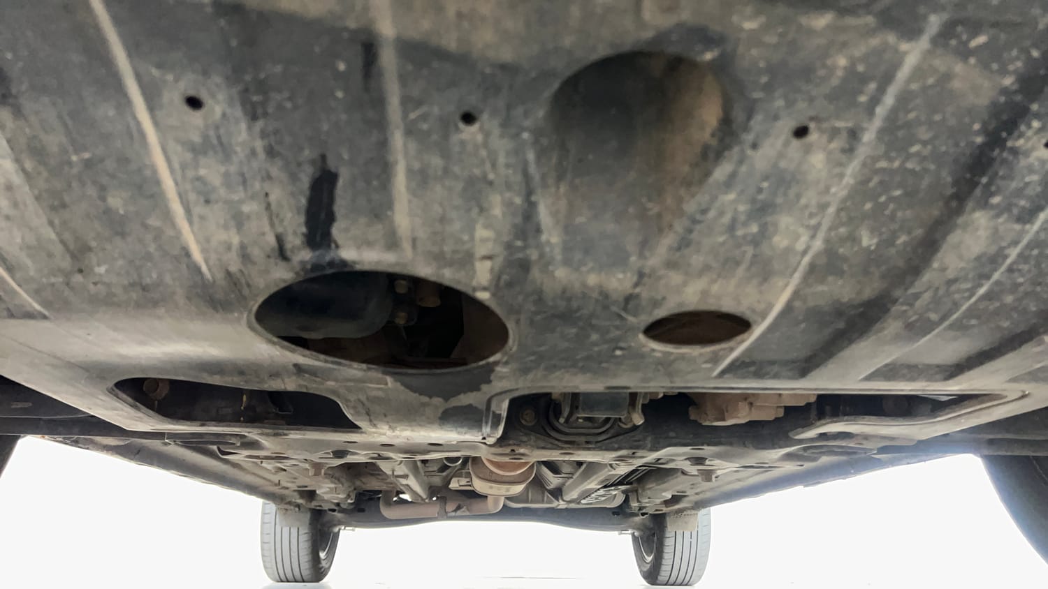 Used 2022 Hyundai Creta SX (O) 1.4 Turbo 7 DCT Petrol Automatic extra FRONT LEFT UNDERBODY VIEW