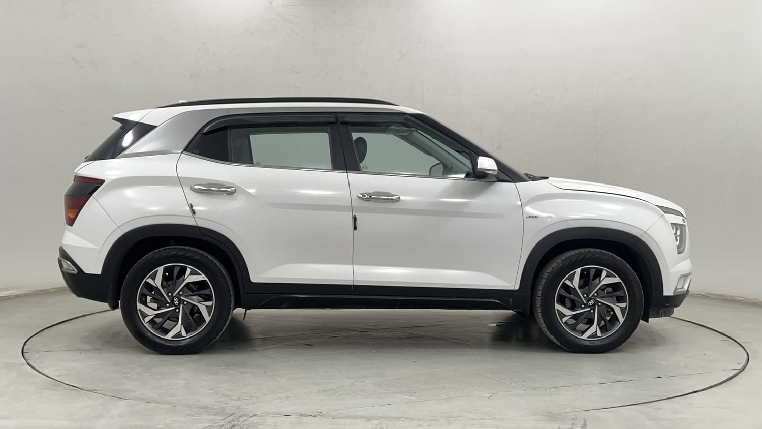 Used 2022 Hyundai Creta SX (O) 1.4 Turbo 7 DCT Petrol Automatic exterior RIGHT SIDE VIEW