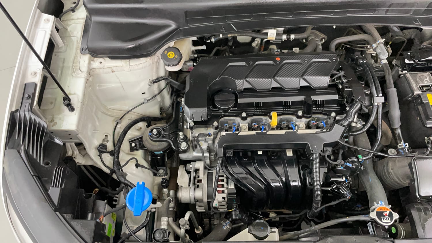 Used 2024 Hyundai Creta 1.5 MPi Petrol IVT SX(O) Petrol Automatic engine ENGINE RIGHT SIDE VIEW
