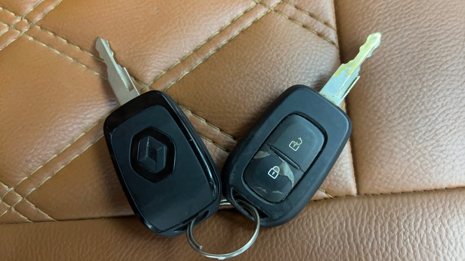 Used 2023 Renault Kwid CLIMBER AMT Petrol Automatic extra CAR KEY VIEW