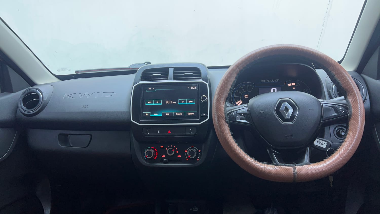 Used 2023 Renault Kwid CLIMBER AMT Petrol Automatic interior DASHBOARD VIEW