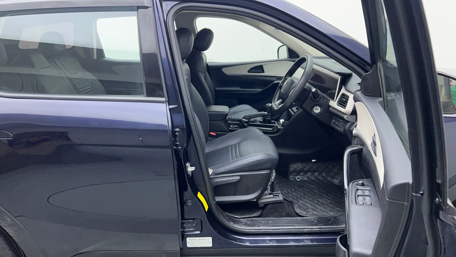 Used 2024 Mahindra XUV700 AX 5 Petrol MT 5 STR Petrol Manual interior RIGHT SIDE FRONT DOOR CABIN VIEW