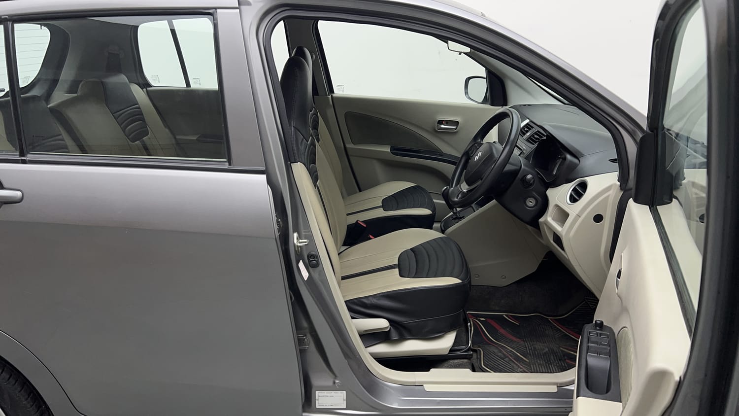 Used 2018 Maruti Suzuki Celerio ZXi (O) AMT Petrol Automatic interior RIGHT SIDE FRONT DOOR CABIN VIEW
