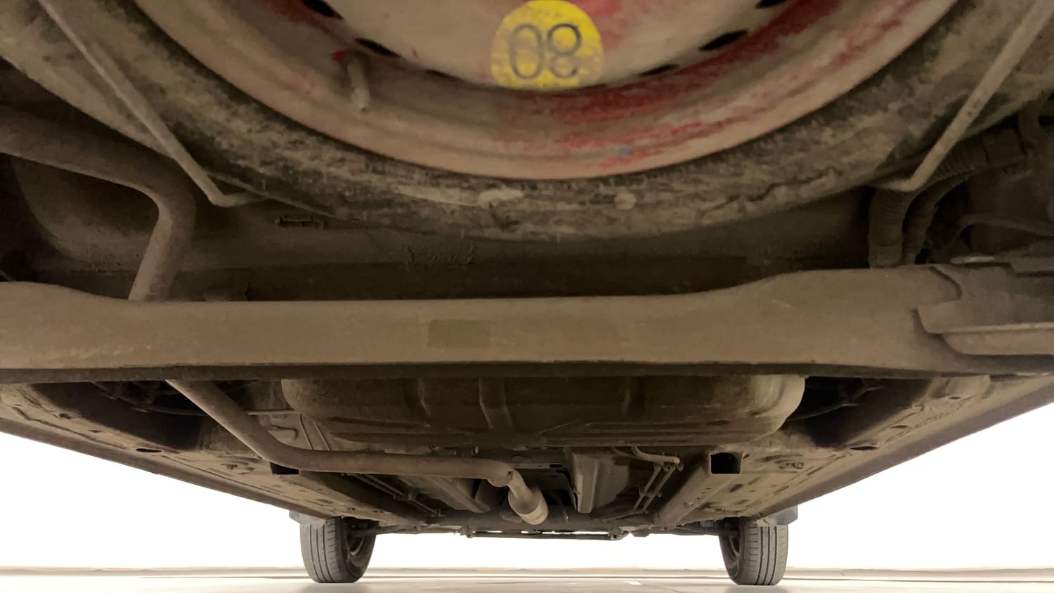 Used 2022 Renault Triber RXT EASY-R AMT Petrol Automatic extra REAR UNDERBODY VIEW (TAKEN FROM REAR)