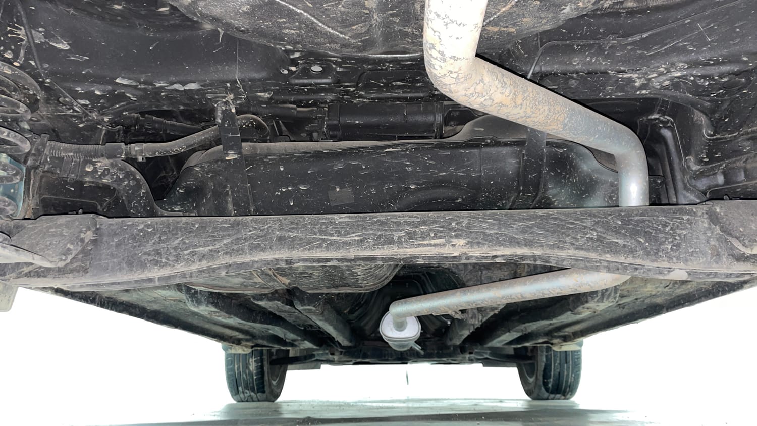 Used 2024 Hyundai Creta 1.5 MPi Petrol IVT SX(O) Petrol Automatic extra REAR UNDERBODY VIEW (TAKEN FROM REAR)