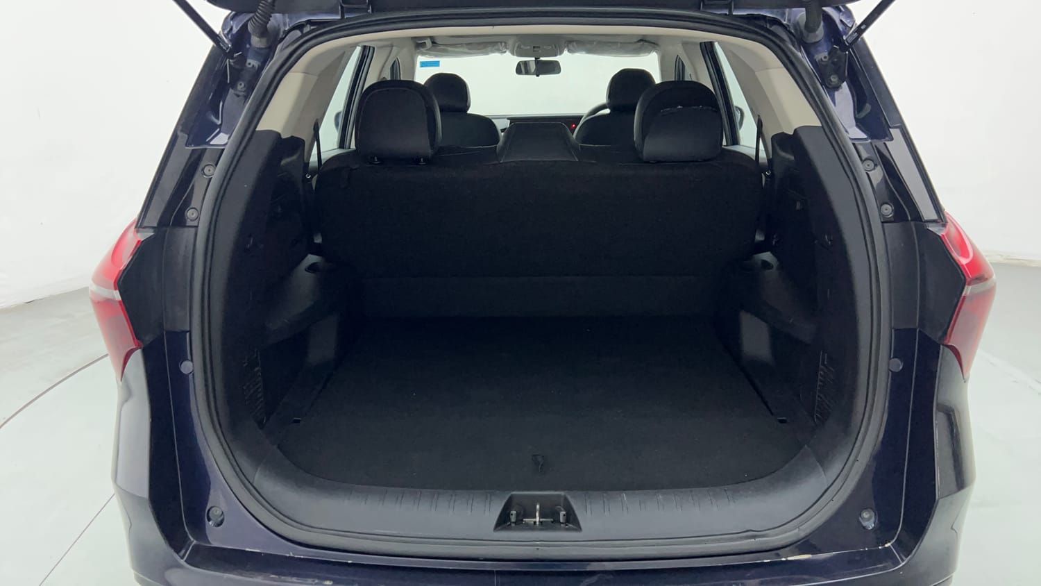 Used 2024 Mahindra XUV700 AX 5 Petrol MT 5 STR Petrol Manual interior DICKY INSIDE VIEW