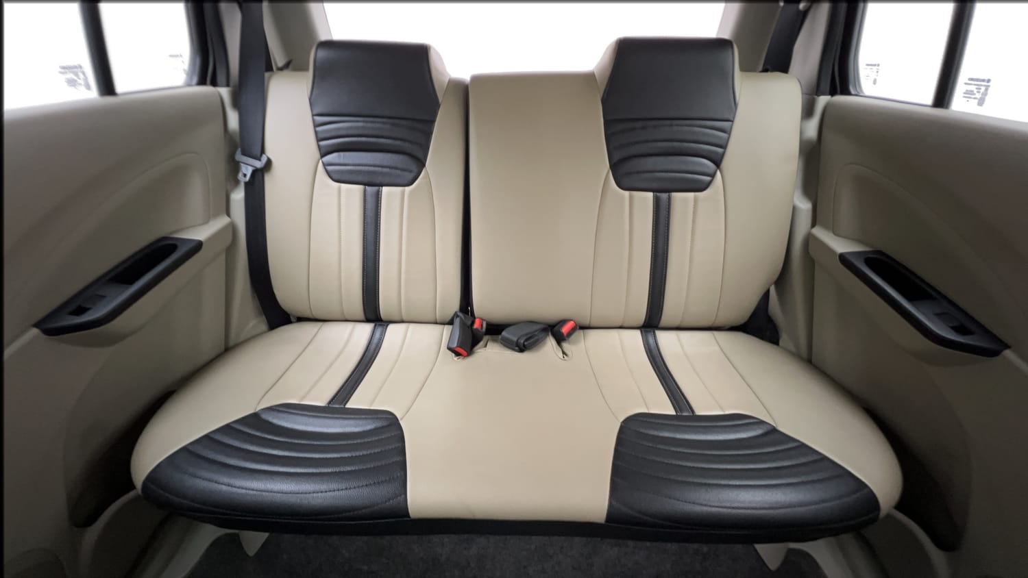 Used 2018 Maruti Suzuki Celerio ZXi (O) AMT Petrol Automatic interior REAR SEAT CONDITION VIEW