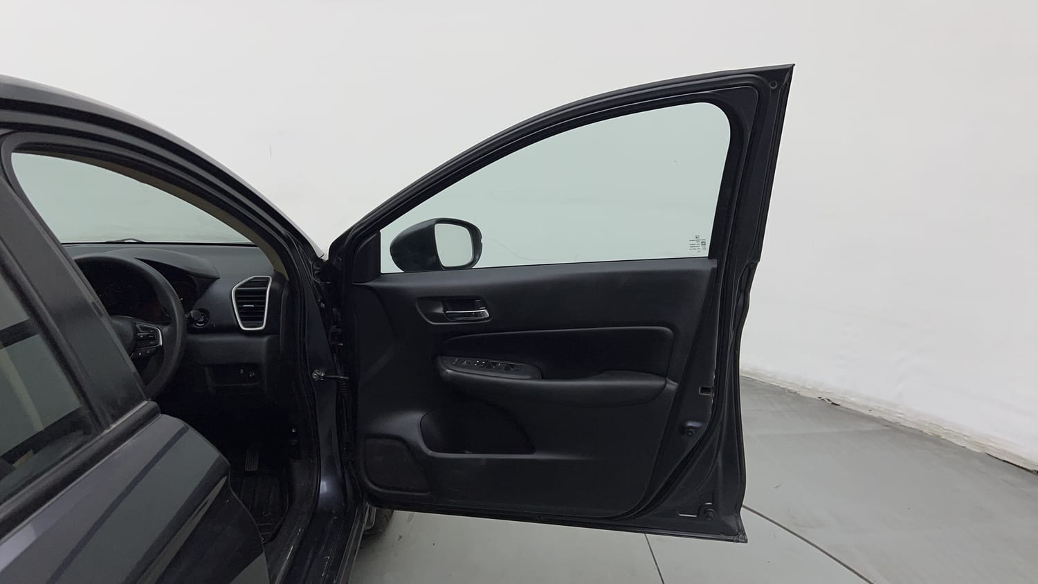 Used 2023 Honda City V Petrol MT Petrol Manual interior RIGHT FRONT DOOR OPEN VIEW