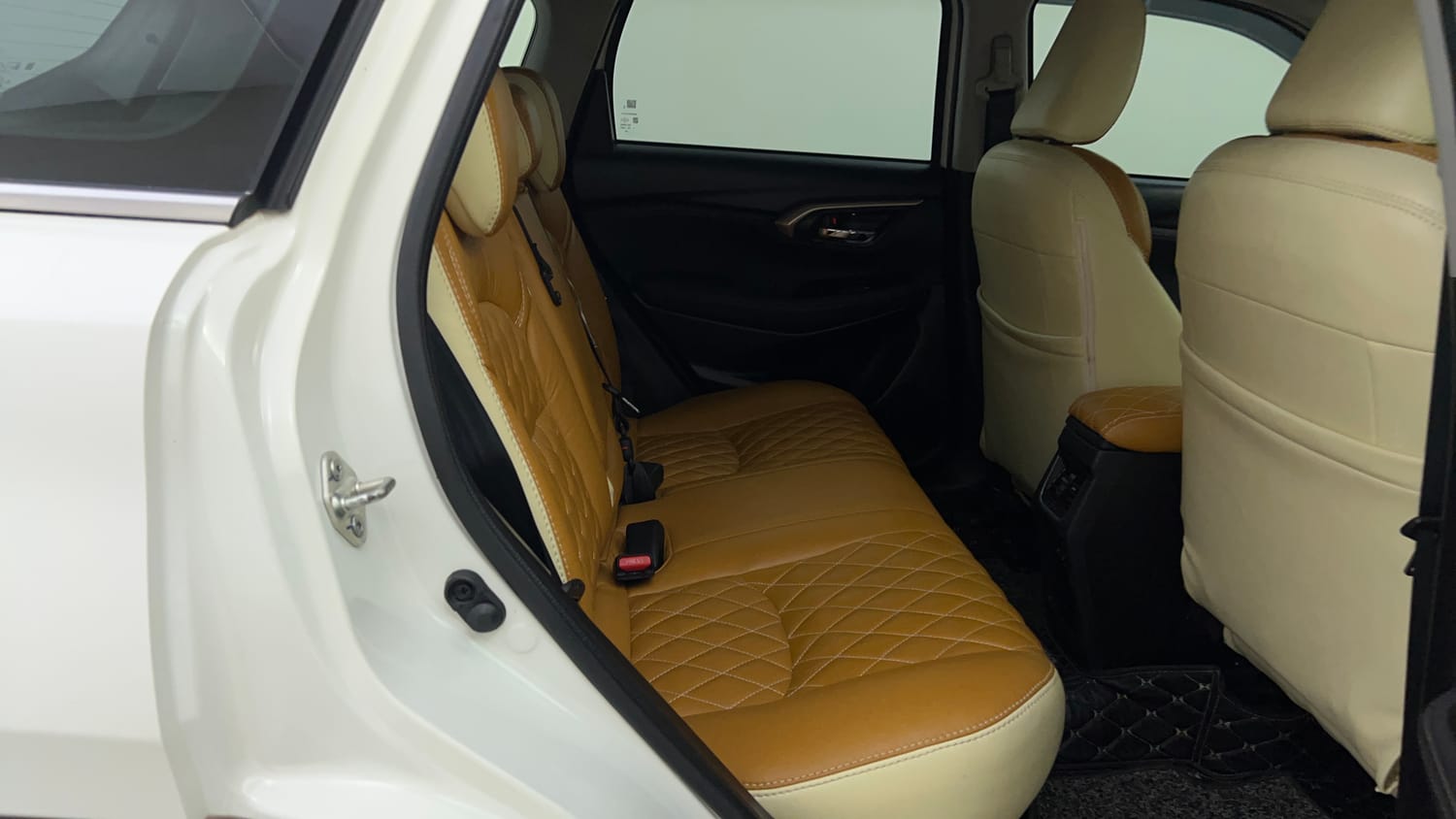 Used 2023 Maruti Suzuki Grand Vitara Zeta Plus Intelligent Hybrid eCVT Hybrid Automatic interior RIGHT SIDE REAR DOOR CABIN VIEW