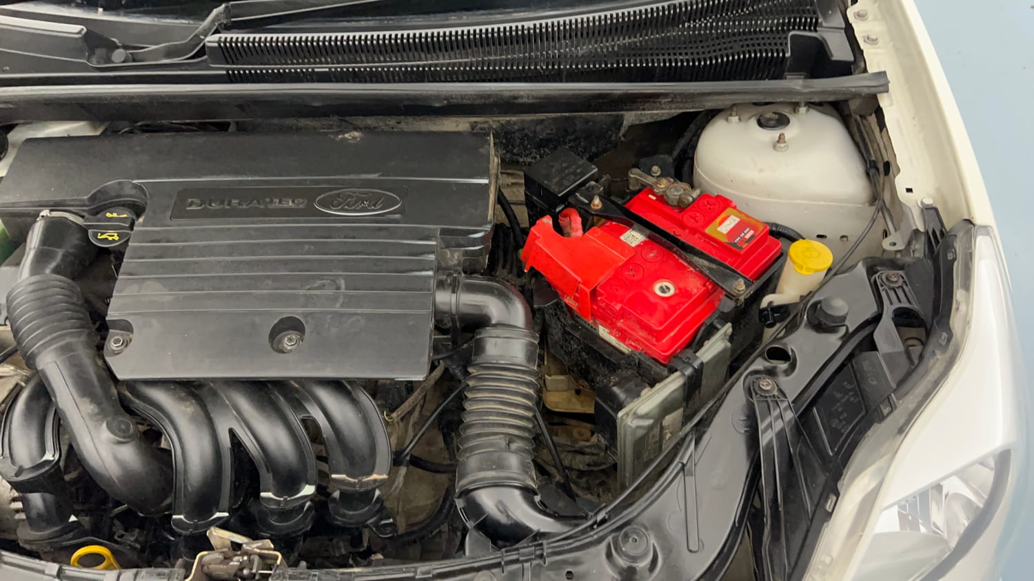 Used 2015 Ford Figo Duratec Petrol ZXI 1.2 Petrol Manual engine ENGINE LEFT SIDE VIEW