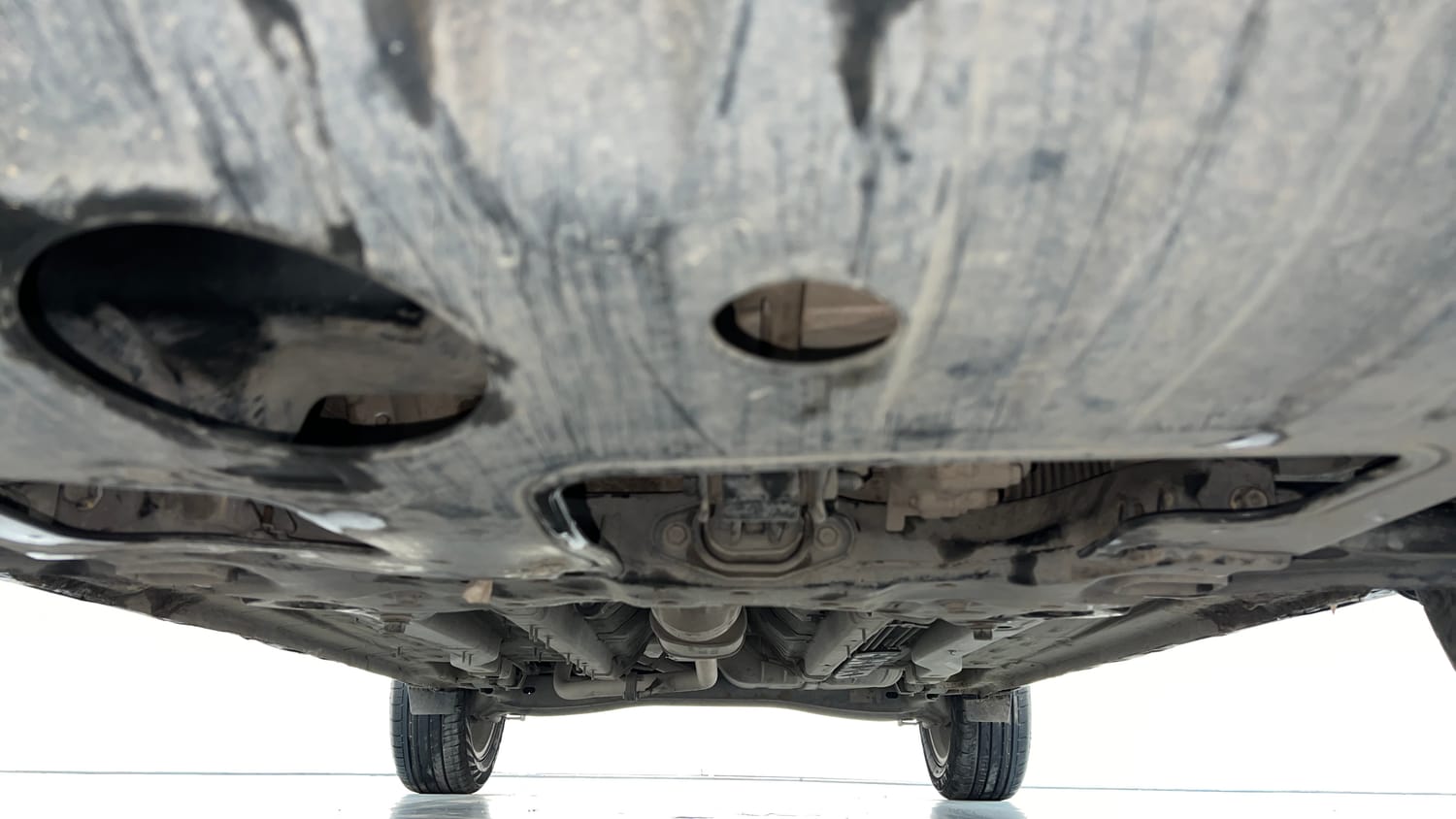 Used 2023 Hyundai Creta SX 1.5 Petrol Petrol Manual extra FRONT LEFT UNDERBODY VIEW