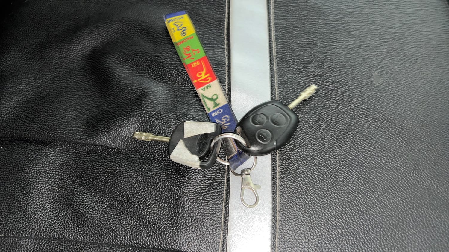 Used 2015 Ford Figo Duratec Petrol ZXI 1.2 Petrol Manual extra CAR KEY VIEW