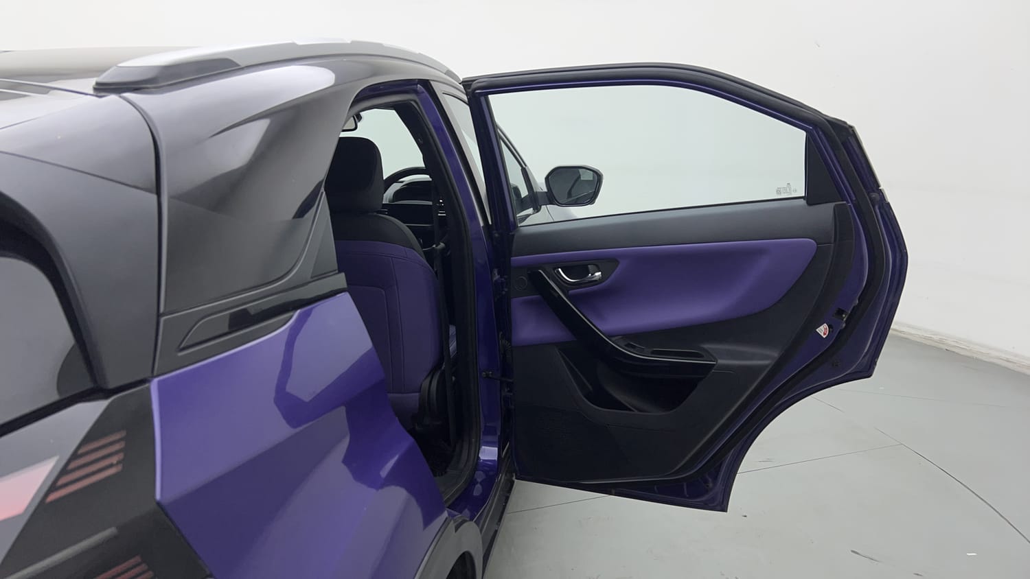 2023 Tata Nexon Fearless Plus S Purple 1.2 Revotron Petrol 7DCA Dual Tone-20