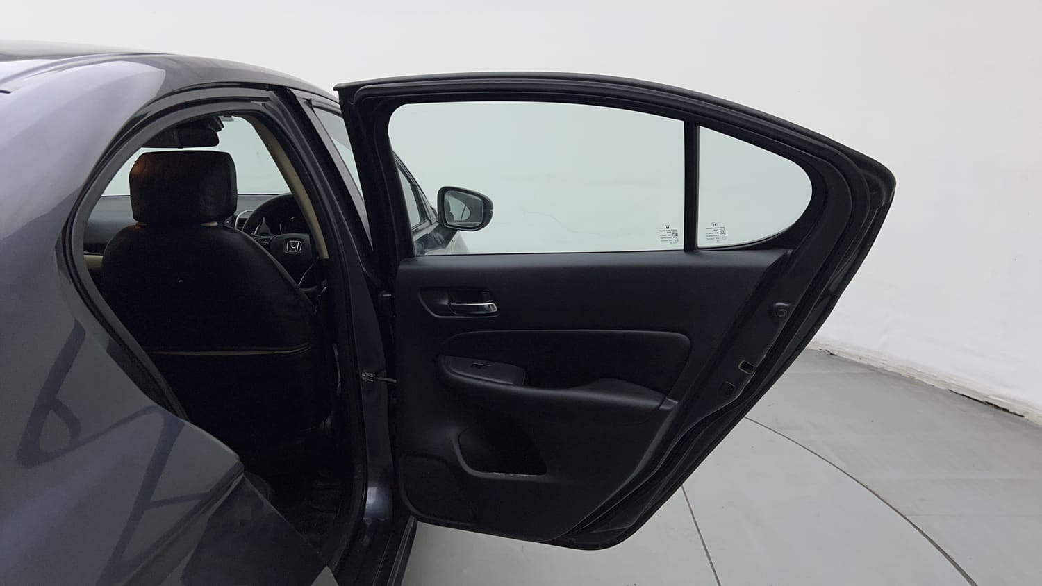 Used 2023 Honda City V Petrol MT Petrol Manual interior RIGHT REAR DOOR OPEN VIEW