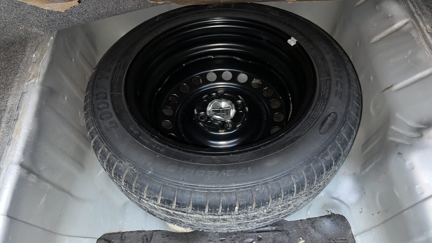 Used 2023 Honda City V Petrol MT Petrol Manual tyres SPARE TYRE VIEW
