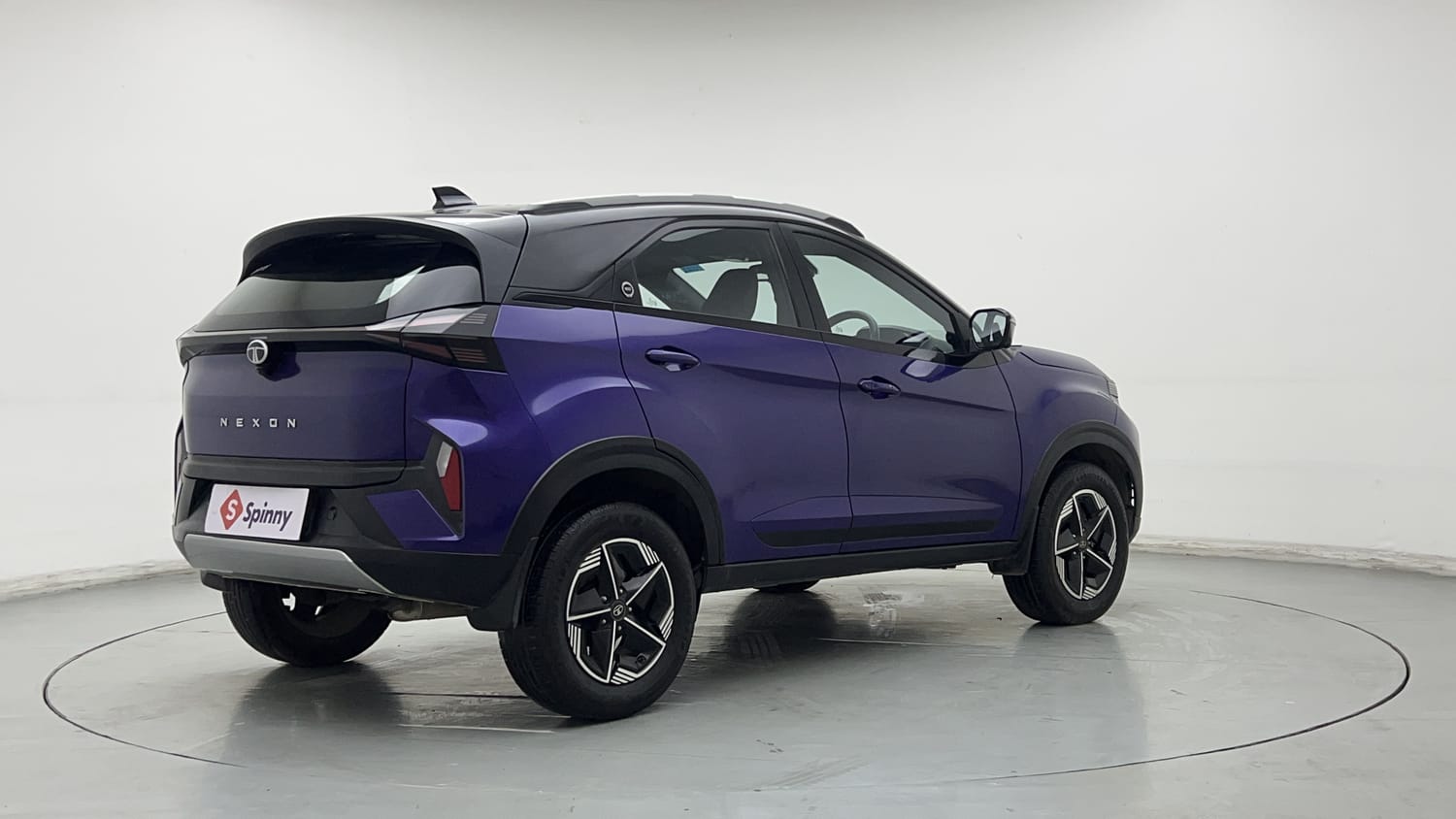 2023 Tata Nexon Fearless Plus S Purple 1.2 Revotron Petrol 7DCA Dual Tone-4
