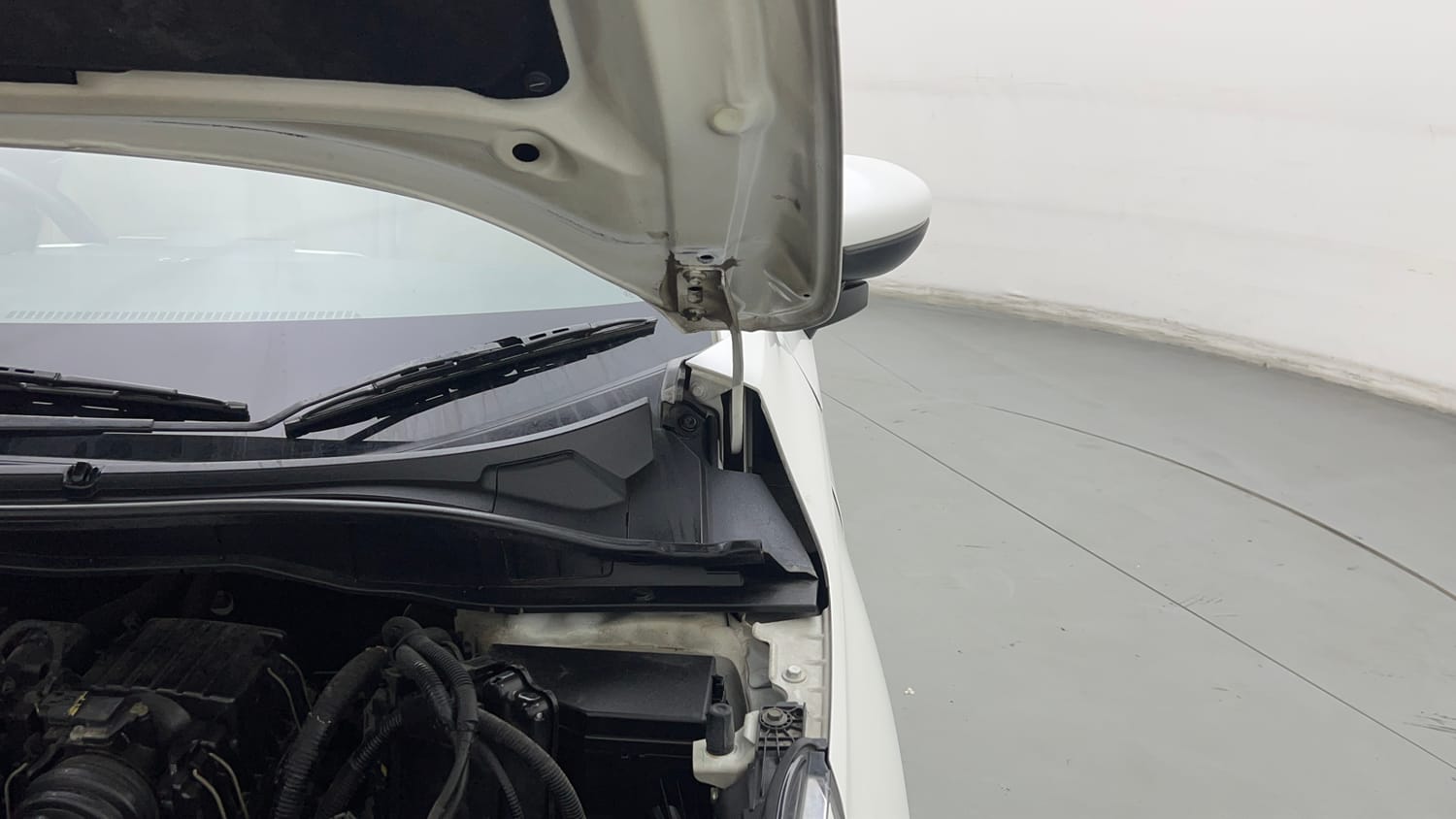 Used 2022 Honda City ZX CVT Petrol Petrol Automatic engine ENGINE LEFT SIDE HINGE & APRON VIEW
