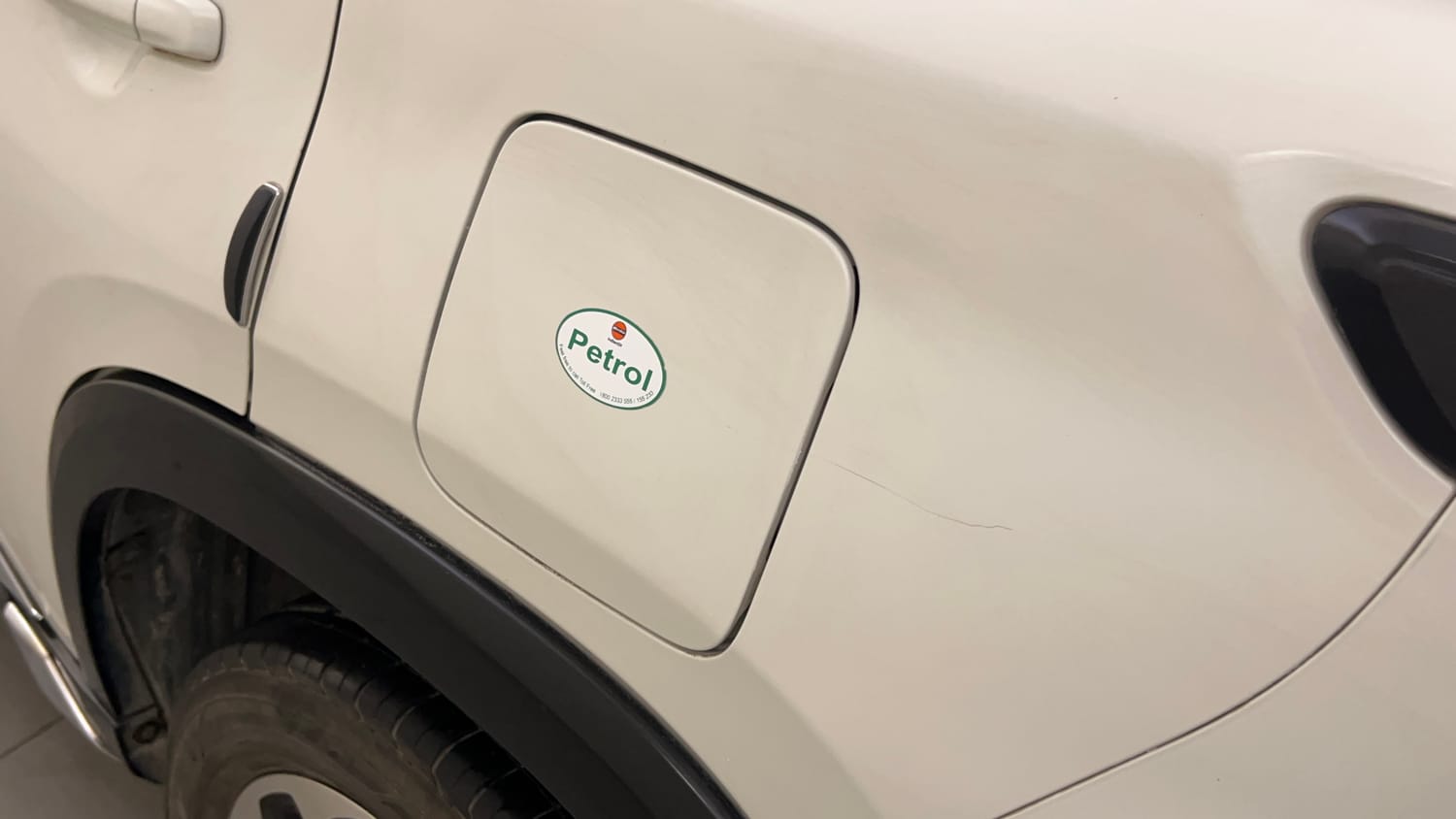 Used 2023 Maruti Suzuki Grand Vitara Zeta Plus Intelligent Hybrid eCVT Hybrid Automatic dents MINOR SCRATCH