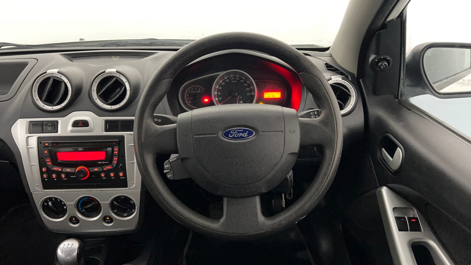 Used 2015 Ford Figo Duratec Petrol ZXI 1.2 Petrol Manual interior STEERING VIEW