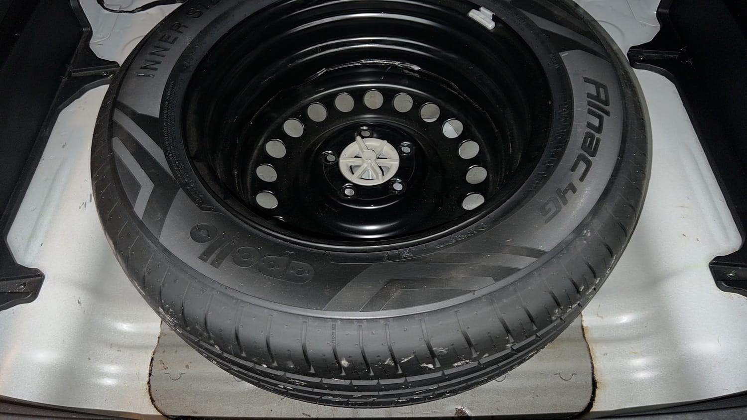 Used 2023 Hyundai Creta SX 1.5 Petrol Petrol Manual tyres SPARE TYRE VIEW