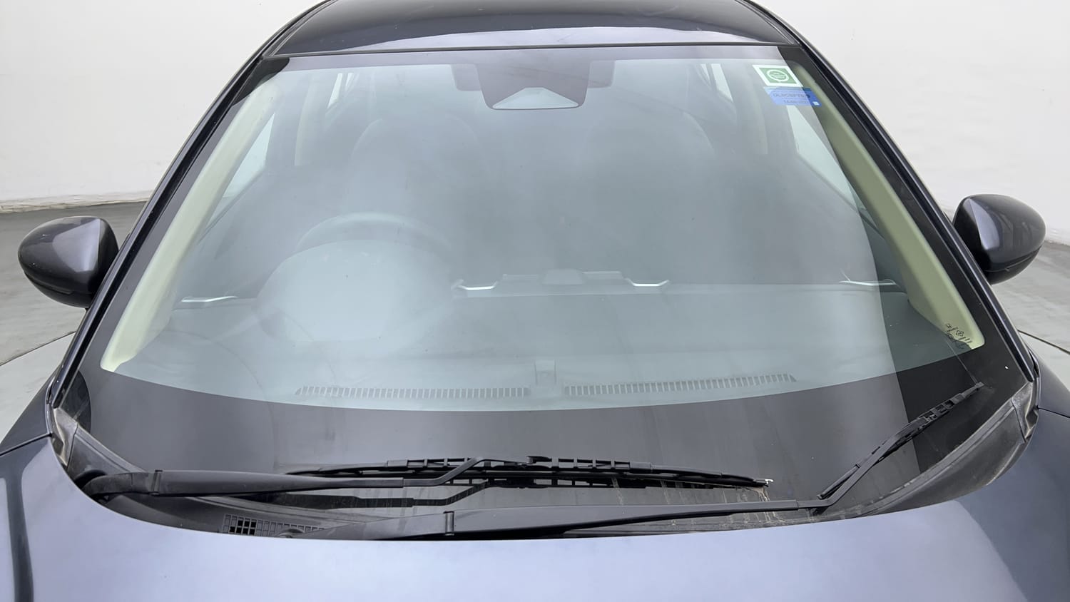 Used 2023 Honda City V Petrol MT Petrol Manual exterior FRONT WINDSHIELD VIEW