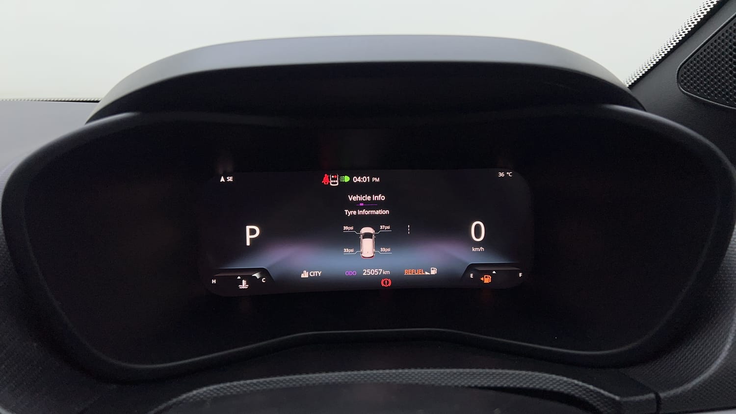 2023 Tata Nexon Fearless Plus S Purple 1.2 Revotron Petrol 7DCA Dual Tone-15