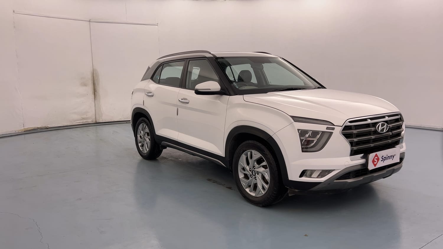 Used 2023 Hyundai Creta SX 1.5 Petrol Petrol Manual exterior RIGHT FRONT CORNER VIEW