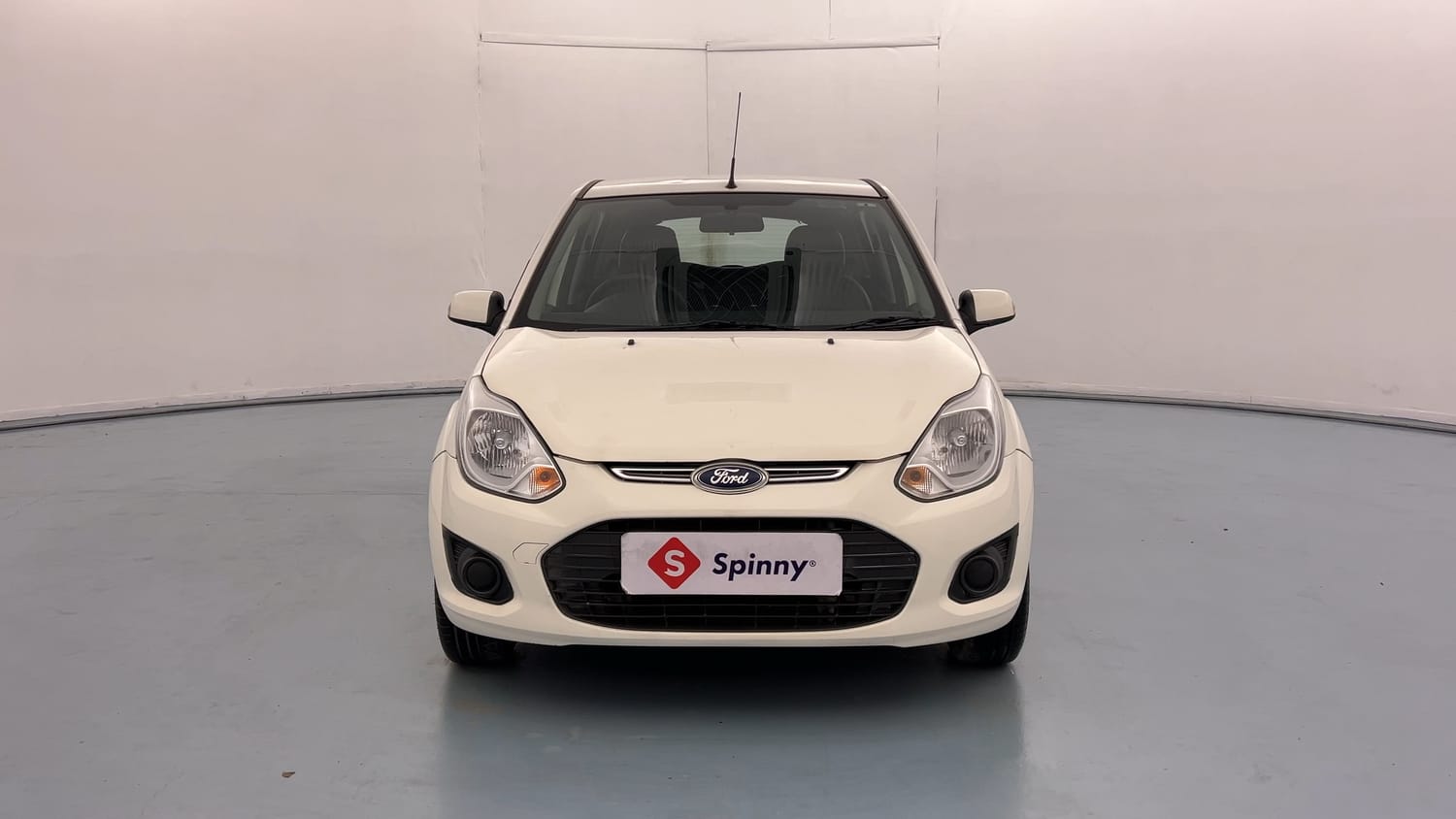 Used 2015 Ford Figo Duratec Petrol ZXI 1.2 Petrol Manual exterior FRONT VIEW