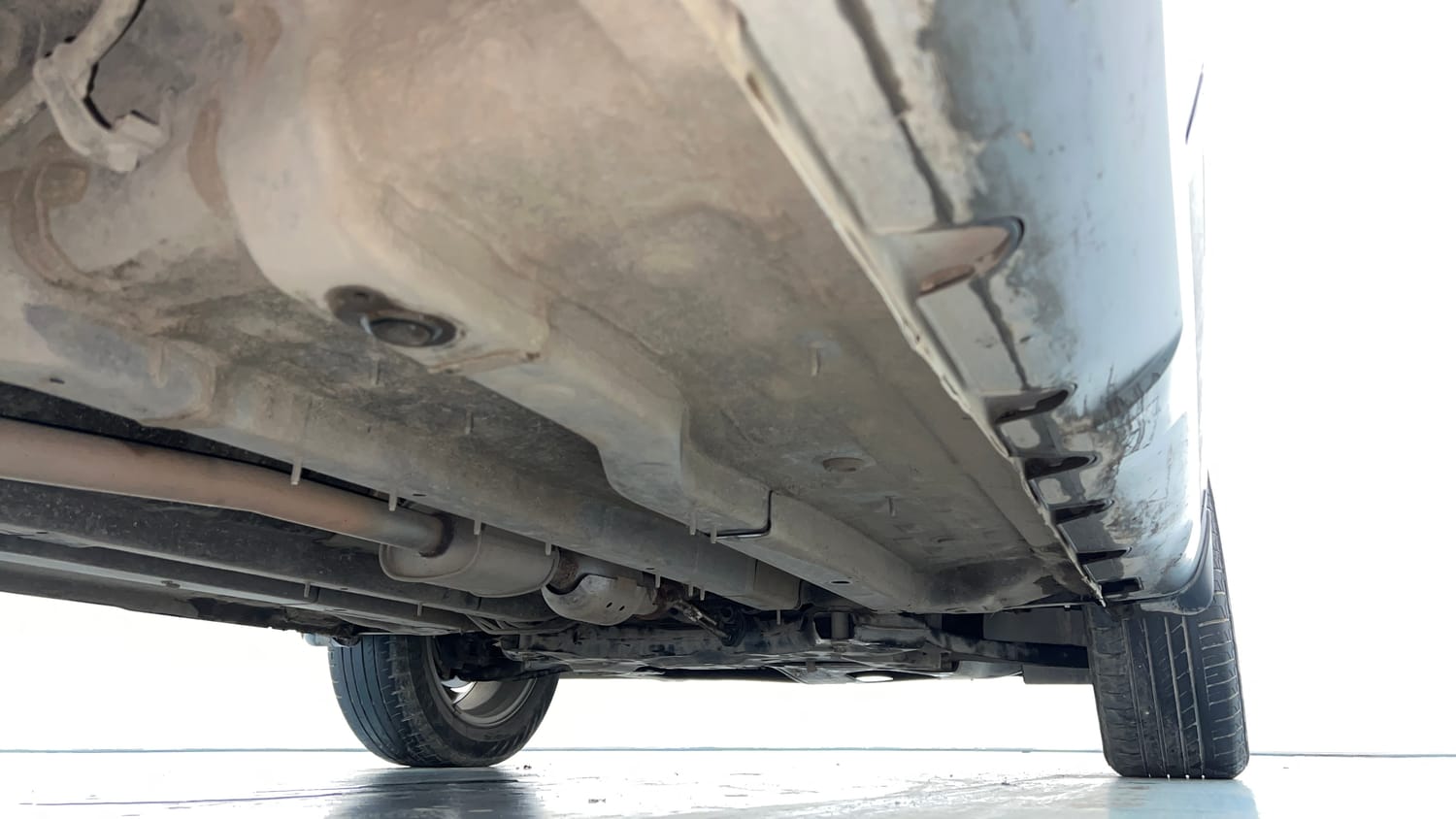 Used 2023 Hyundai Creta SX 1.5 Petrol Petrol Manual extra REAR RIGHT UNDERBODY VIEW