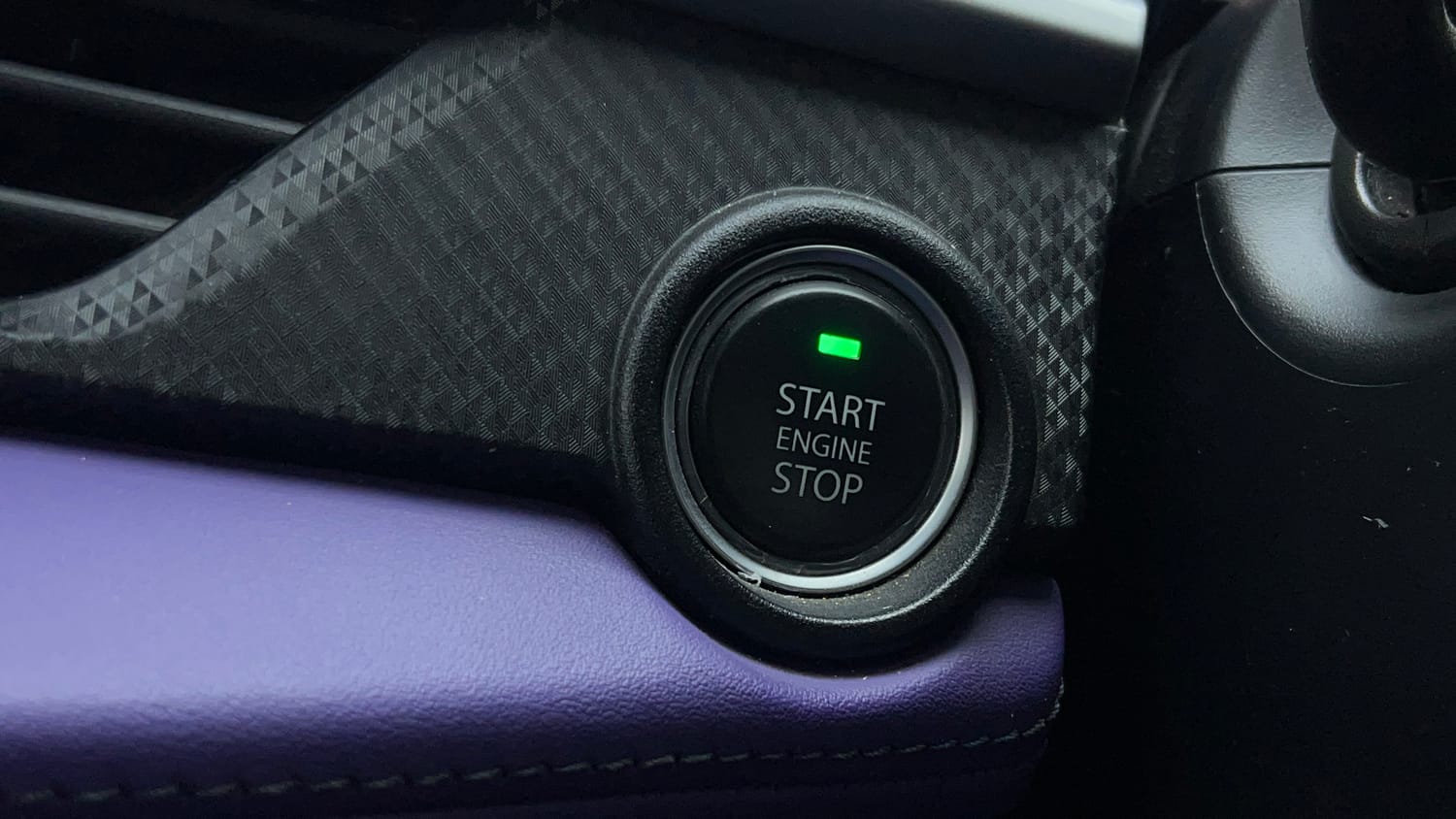 2023 Tata Nexon Fearless Plus S Purple 1.2 Revotron Petrol 7DCA Dual Tone-41