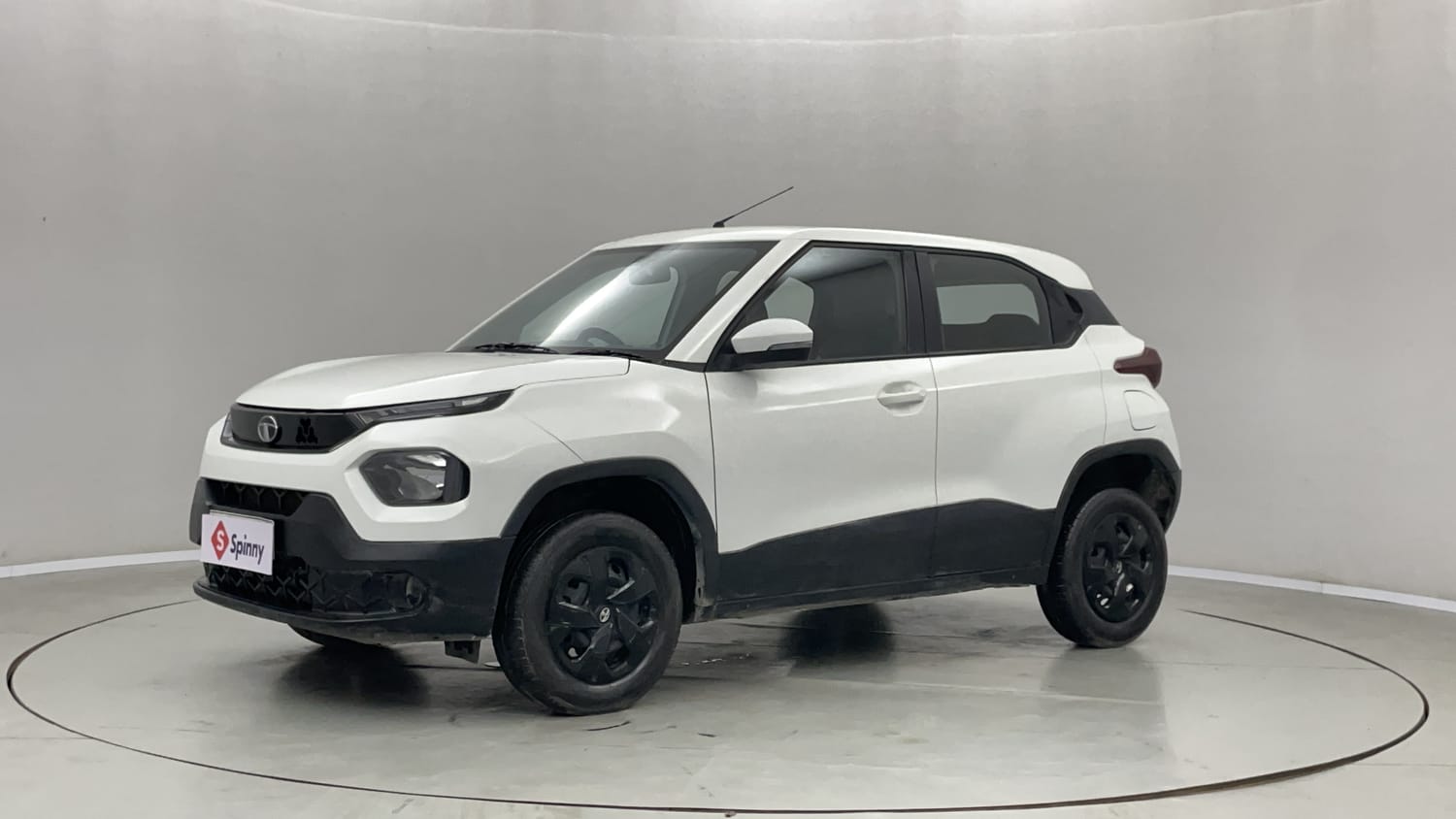 2022 Tata Punch Adventure MT