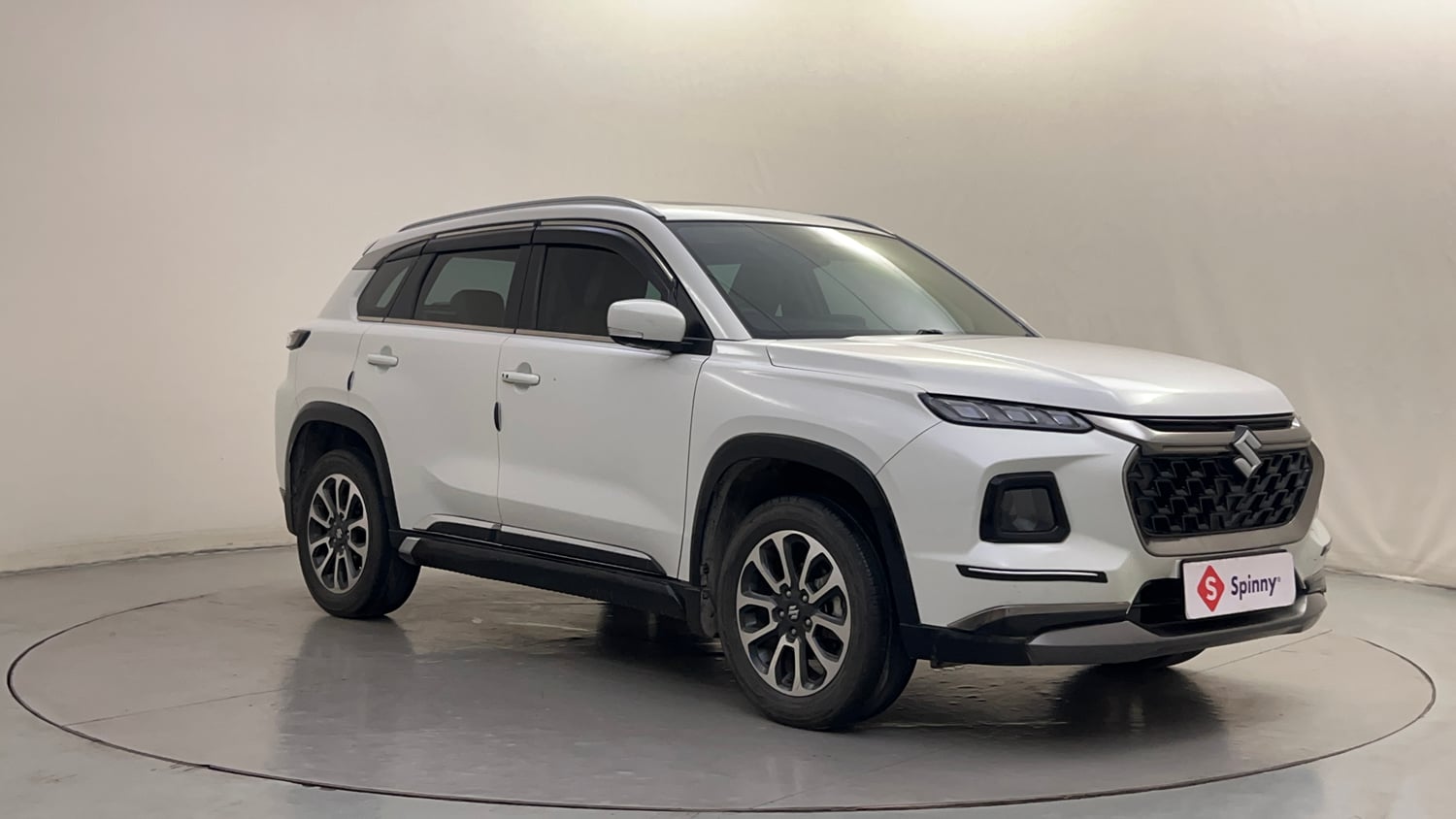 Used 2023 Maruti Suzuki Grand Vitara Zeta Plus Intelligent Hybrid eCVT Hybrid Automatic exterior RIGHT FRONT CORNER VIEW