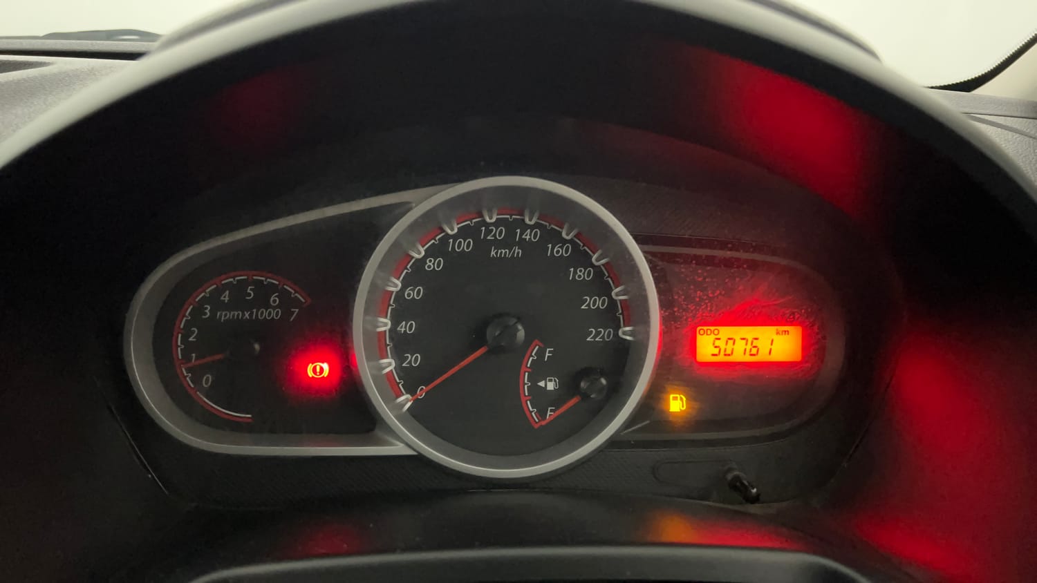 Used 2015 Ford Figo Duratec Petrol ZXI 1.2 Petrol Manual interior CLUSTERMETER VIEW